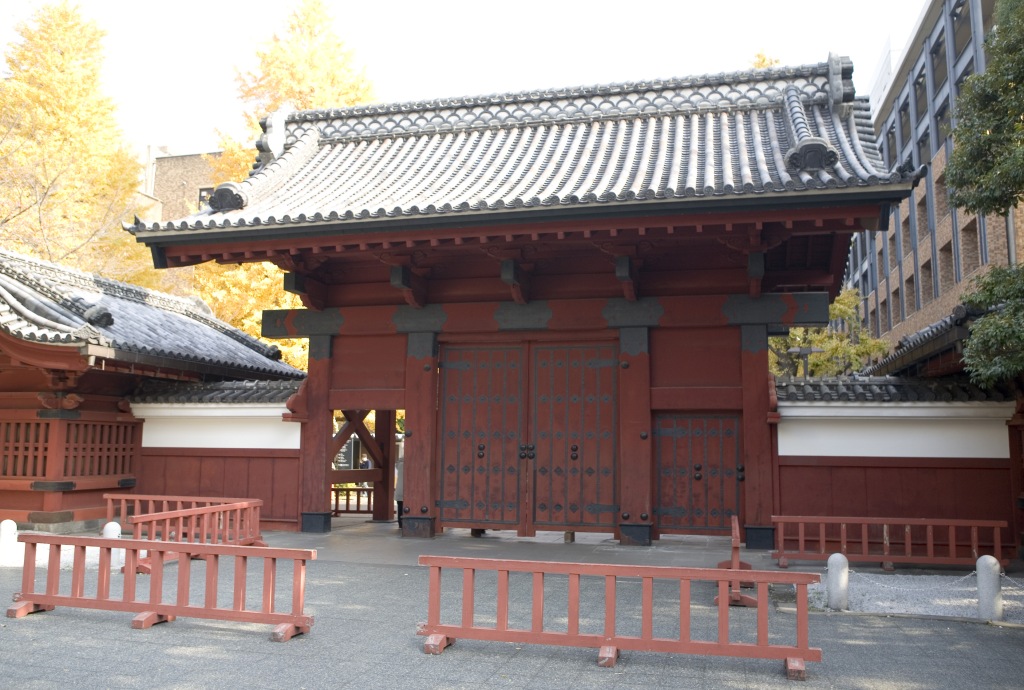 東京大学の赤門の画像